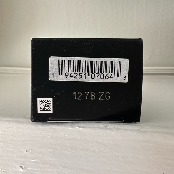 NARS light reflecting foundation - Picture 3 of 4